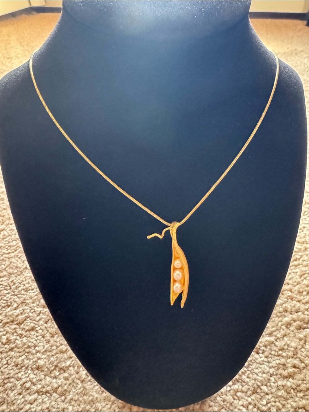 Michael Michaud Gold Pea-pod Pendant Necklace